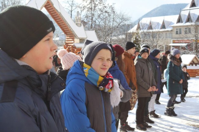 Діти з Луцька їздили на різдвяне таборування на Гуцульщину. ФОТО 