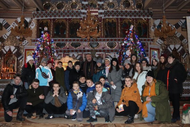 Діти з Луцька їздили на різдвяне таборування на Гуцульщину. ФОТО 