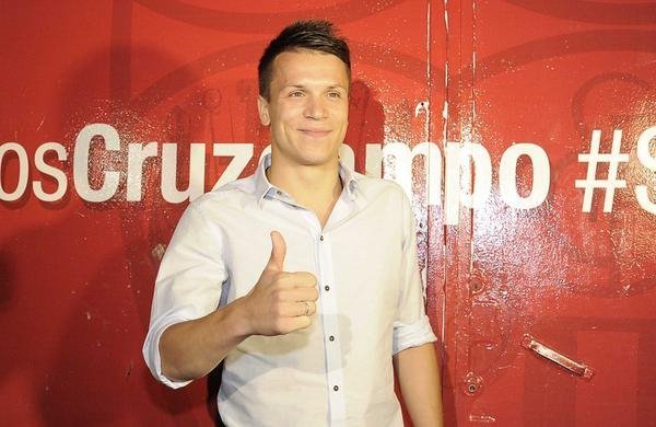 Коноплянка стане гравцем клубу «Севільї»