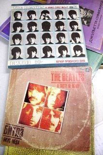 У волинській бібліотеці ‒ колекція «вінілок». ФОТО