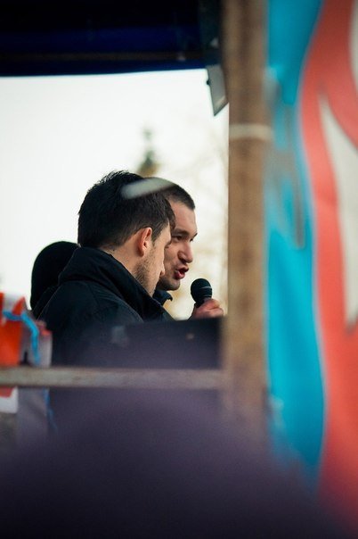 Як у Луцьку «Беркут» ставав на коліна. ФОТО