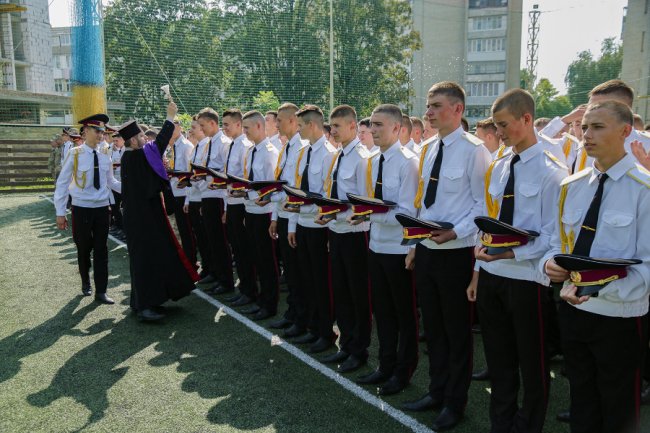 У волинський військовий ліцей вступили 140 дівчат. ФОТО
