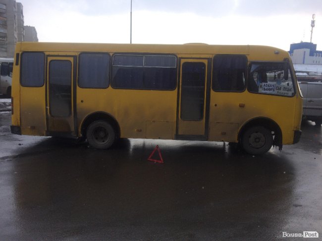 У Луцьку - аварія на автостанції. ФОТО