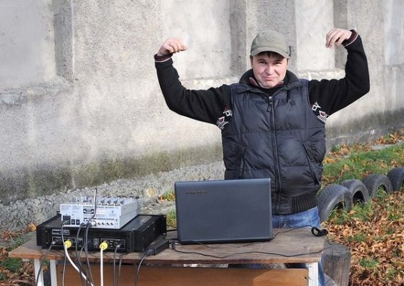 «Street Workout» в Ківерцях: віджимання на брусах. ФОТО
