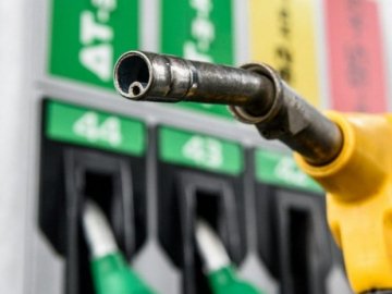 Ціни на АЗС: Держпродспоживслужба перевіряє дві заправки в Луцьку