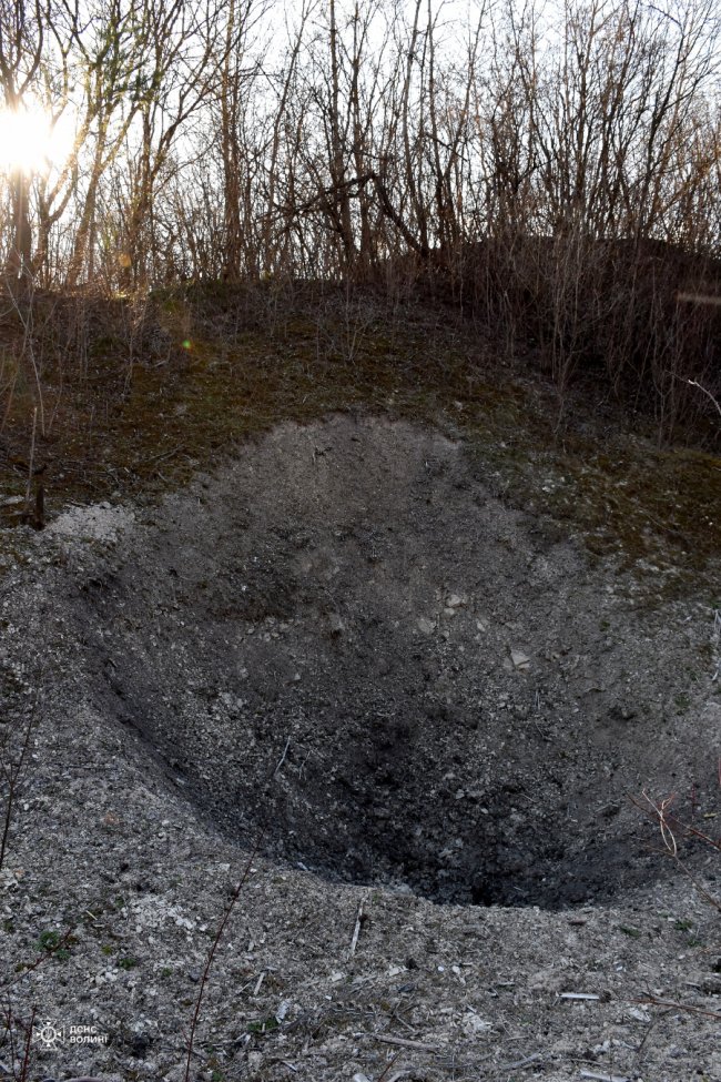 Через 80 років знайшли схрон з німецькою зброєю: на Волині знищили понад 160 боєприпасів 