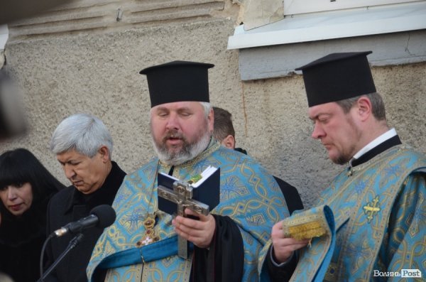В луцькій школі, де навчався Рустам Хамраєв, відкрили пам’ятну дошку