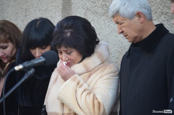 В луцькій школі, де навчався Рустам Хамраєв, відкрили пам’ятну дошку