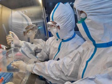 На Херсонщині помер 45-річний чоловік: швидкий тест виявив коронавірус