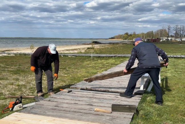 На Світязі готуються зустрічати туристів