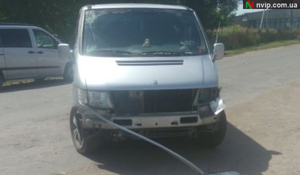 В аварії на Волині  зіткнулися два  буси Mercedes. ФОТО