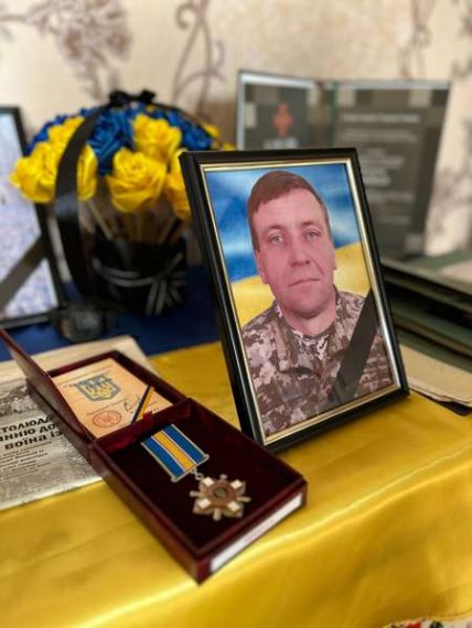 На Волині рідним Героя вручили його посмертну нагороду