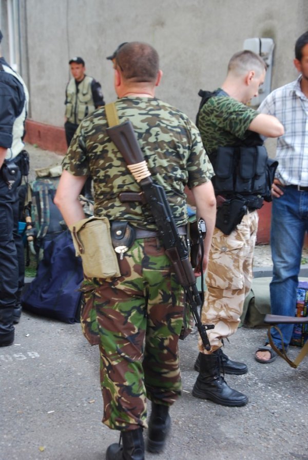 Волинських міліціонерів благословили перед поїздкою на Схід. ФОТО