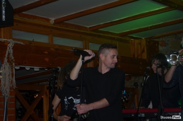 «Жадан і собаки» завершили свій тур виступом у Луцьку. ФОТО. ВІДЕО