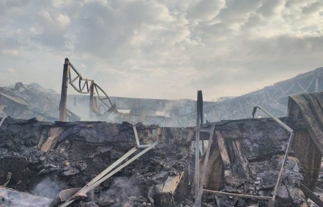 Показали, що залишилося від відділення «Нової пошти» після масштабної пожежі у Мукачеві