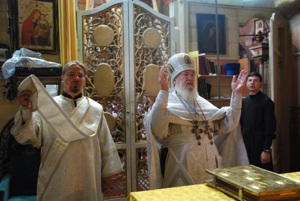 Як святили яблука та мед у луцькому Свято-Покровському храмі. ФОТО