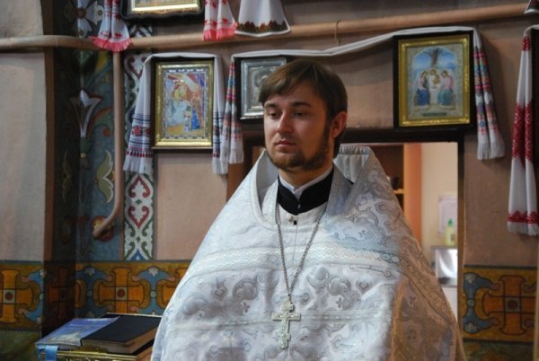 Як святили яблука та мед у луцькому Свято-Покровському храмі. ФОТО