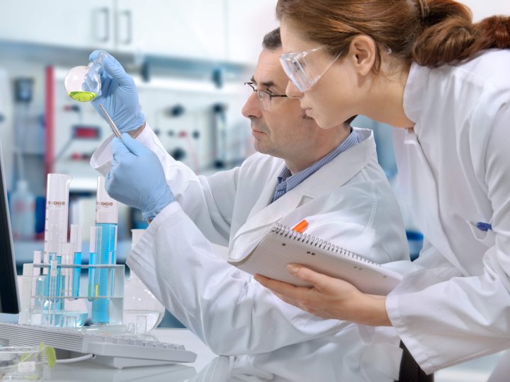 Роль аналізаторів у скринінгу сечі: чому вони важливі для сучасної діагностики