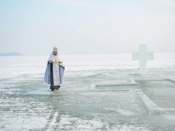 Як на Світязі Водохреще святкували. ФОТО 