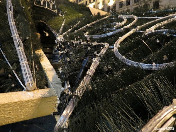 Банкова після побоїща. ФОТО