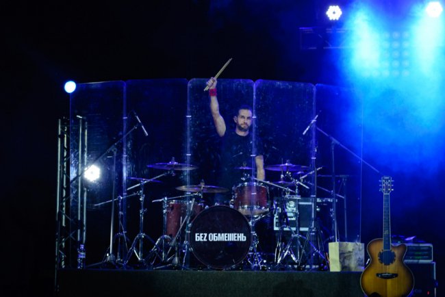 Ніжність, поєднана з вибуховим драйвом: у Луцьку гурт «Без Обмежень» дав два неймовірних концерти. ФОТО