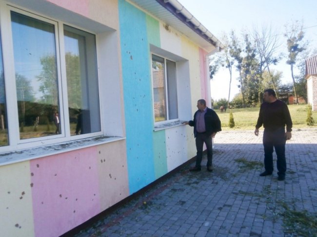 Побиті будинки, автівки та знищені посіви: показали наслідки страшної негоди у районі на Волині. ФОТО