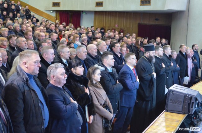 Повстанські пісні, зізнання в любові і до чого тут ва(Зе)лін: як на Волинь Порошенко приїздив. ФОТОРЕПОРТАЖ