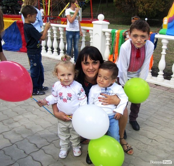 У Луцьку відкрили «Діснейленд». ФОТО