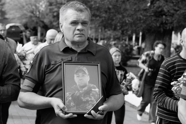 У Луцьку попрощалися з Героєм Сергієм Вакуликом