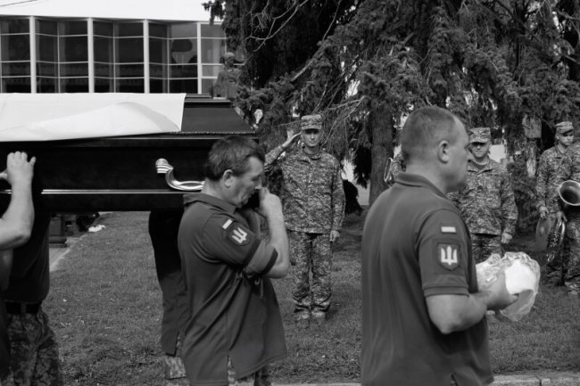 У Луцьку попрощалися з Героєм Сергієм Вакуликом