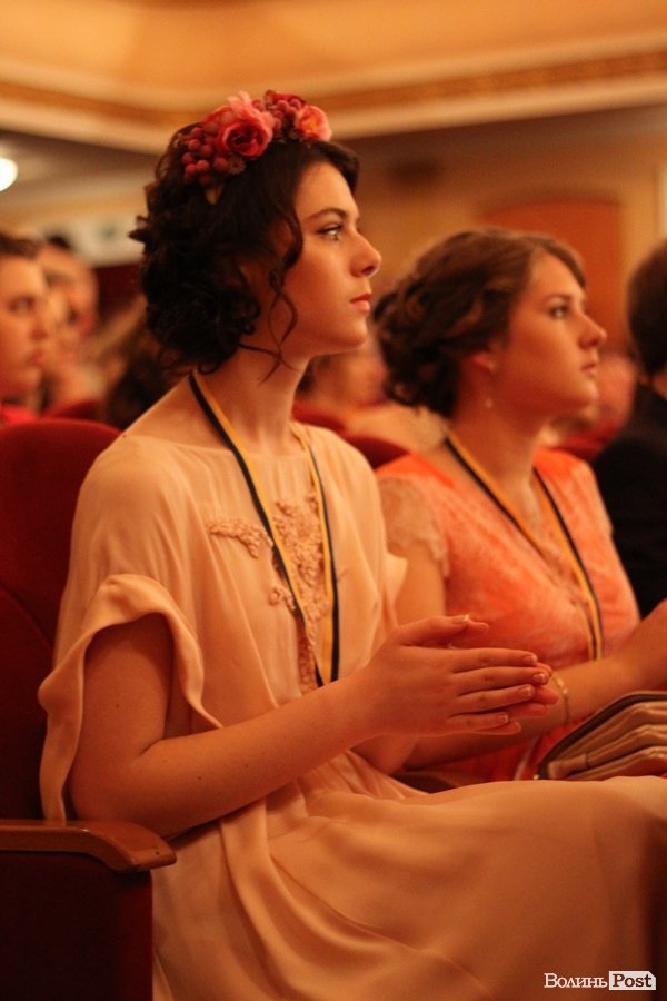 Луцьким випускникам вручили медалі