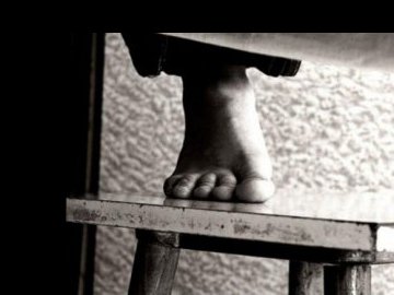 На Київщині повісився 12-річний хлопчик: підозрюють нову смертельну гру