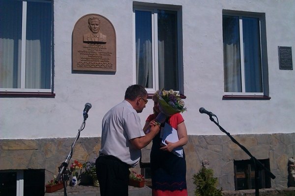 На Волині з'явився пам'ятний знак краєзнавцю. ФОТО. ВІДЕО