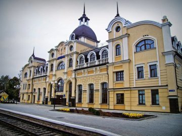 У Луцьку «замінували» вокзал: знайшли підозрілу сумку