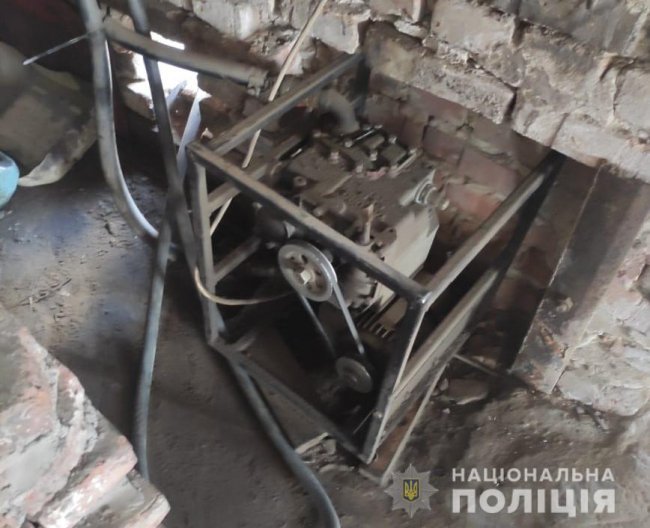 У Горохові викрили нелегальну заправку. ФОТО