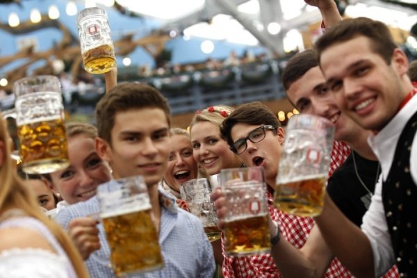 Стартував «Октоберфест-2013». ФОТО