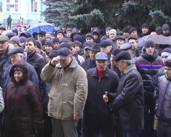 У Нововолинську мітингують шахтарі. ФОТО