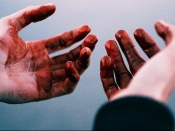 Жахливе вбивство на Хмельниччині: чоловік вбив товариша і розчленував його тіло