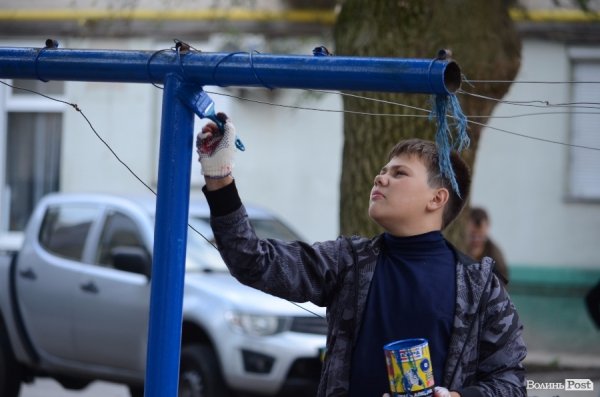 У Луцьку з'явився супердвір. ФОТО 