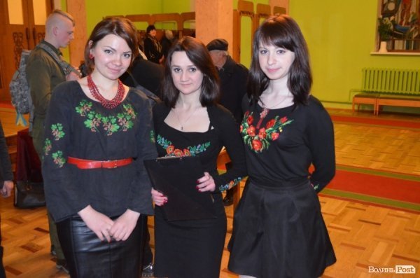 Шкляр у Луцьку розповів, чому Україні не потрібен Крим і Донбас. ФОТО