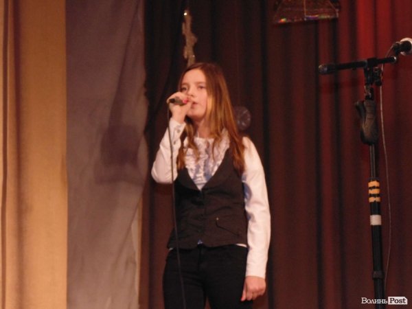 У Луцьку волонтери організували концерт. ФОТО