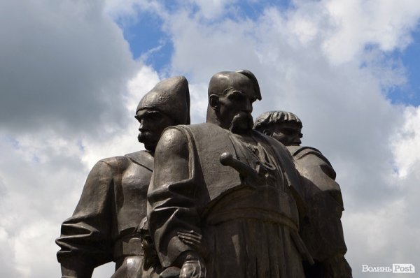 Такі вони Козацькі Могили...