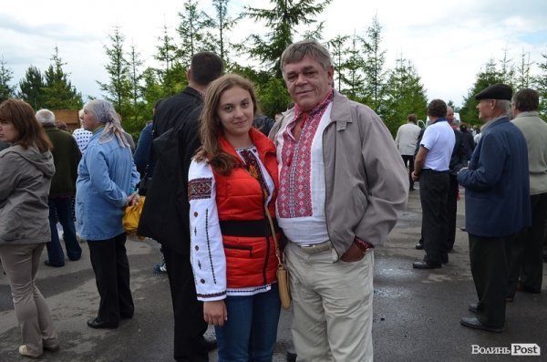 А це нардеп Анатолій Вітів зі своєю донькою Олею