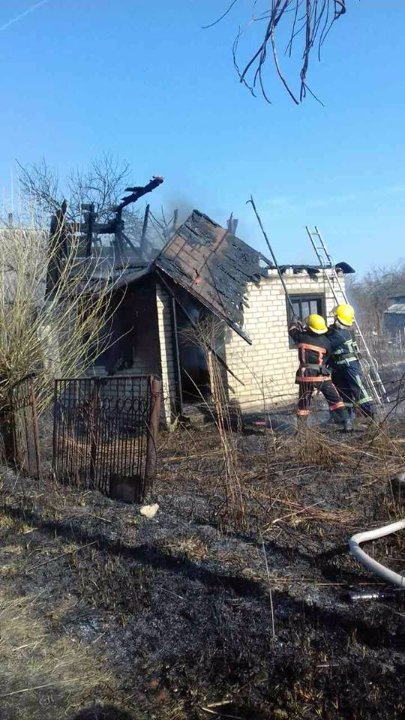 Під Ковелем згоріла дача