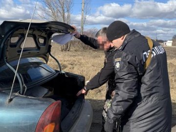Що можна і що не можна возити в автомобілі цивільним особам