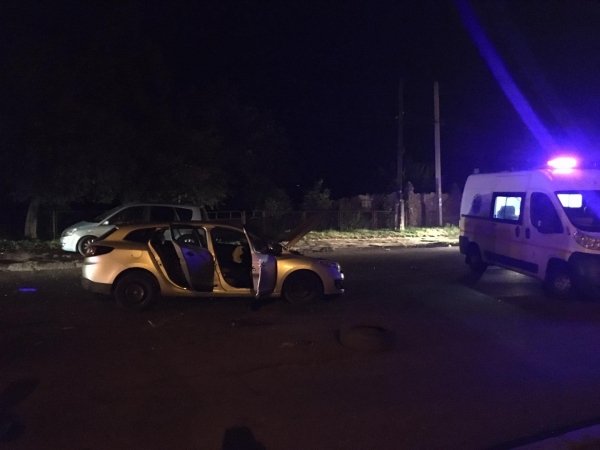 У Рівному зіткнулись п'ять автомобілів, в одному з яких були діти. ФОТО