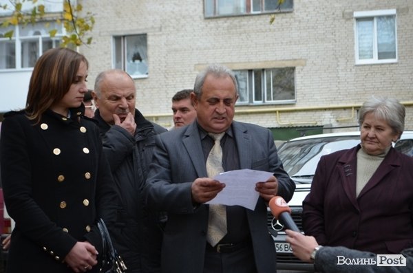 У Луцьку відремонтували двір за 2,5 мільйона. ФОТО