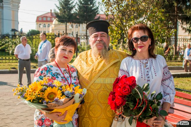 Луцьк у вишиванках. ФОТОРЕПОРТАЖ