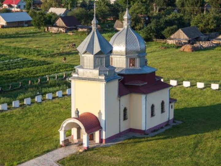 Суд зобов'язав УПЦ МП звільнити храм у селі на Волині