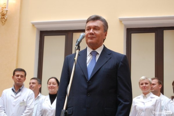 Янукович відвідав Волинську обласну клінічну лікарню. ФОТО